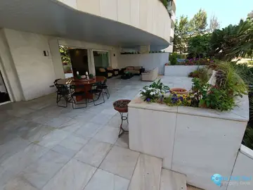 2 bedroom Apartment for Sale in Puerto Banús-28810