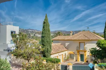 3 bedroom Apartment for Sale in Marbella-28875