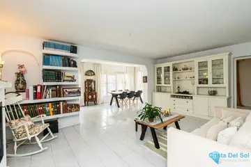 6 bedroom House for Sale in Río Real-28984