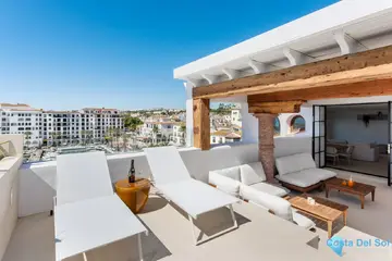 4 bedroom Apartment for Sale in La Duquesa
