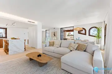 4 bedroom Apartment for Sale in La Duquesa-29108