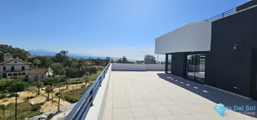 4 bedroom Apartment for Sale in Torremolinos-29116