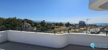 4 bedroom Apartment for Sale in Torremolinos-29117