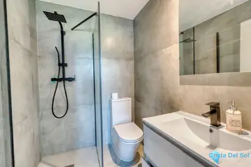 4 bedroom House for Sale in Istán-29165