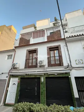 4 bedroom House for Sale in Estepona