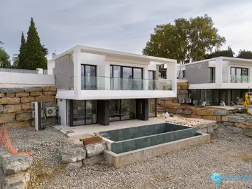 4 bedroom House for Sale in Valle Romano-29213
