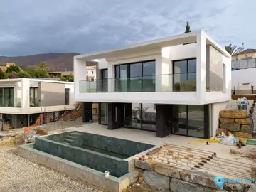 4 bedroom House for Sale in Valle Romano-29212