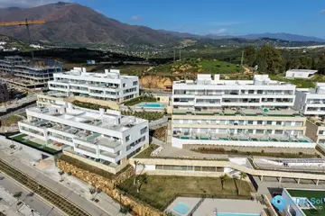 3 bedroom Apartment for Sale in Estepona-29320