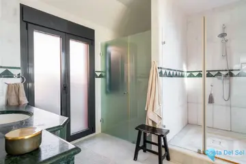 4 bedroom Apartment for Sale in Calahonda-29377
