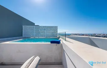 4 bedroom House for Sale in La Cala de Mijas-29398