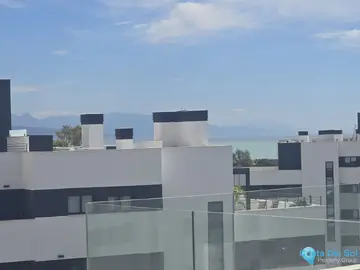 4 bedroom Apartment for Sale in Los Alamos-29418