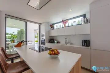 4 bedroom House for Sale in La Duquesa-29482