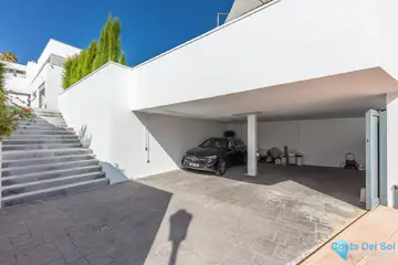 4 bedroom House for Sale in La Duquesa-29486