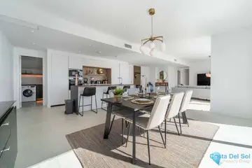 3 bedroom Apartment for Sale in Fuengirola-29529