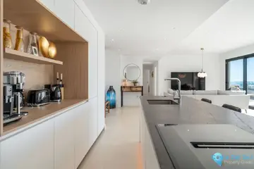 3 bedroom Apartment for Sale in Fuengirola-29530
