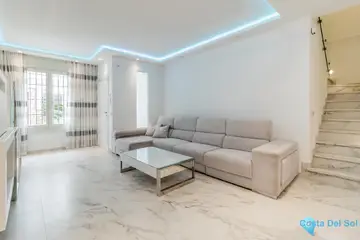 3 bedroom House for Sale in Estepona-29660