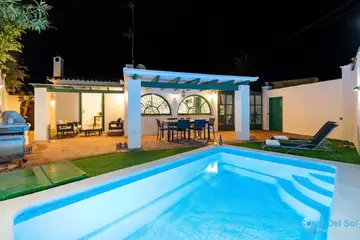 5 bedroom House for Sale in Nueva Andalucía