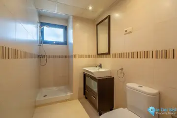3 bedroom Apartment for Sale in Málaga Centro-29826
