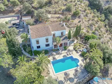 7 bedroom House for Sale in Alora-29843