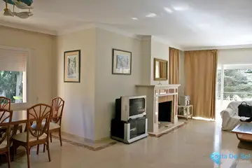 4 bedroom Apartment for Sale in New Golden Mile-29857