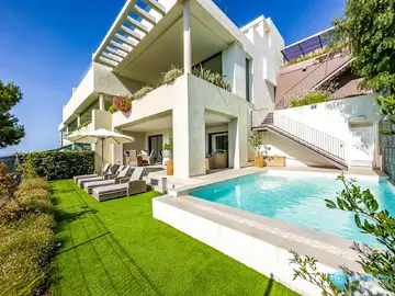 3 bedroom House for Sale in Marbella