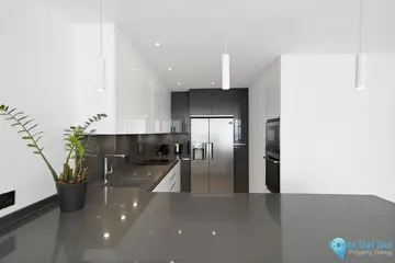 2 bedroom Apartment for Sale in Marbella-30027