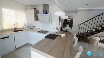 3 bedroom House for Sale in The Golden Mile-30042