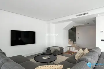 3 bedroom Apartment for Sale in La Quinta-30081