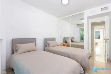 3 bedroom Apartment for Sale in Estepona-30192