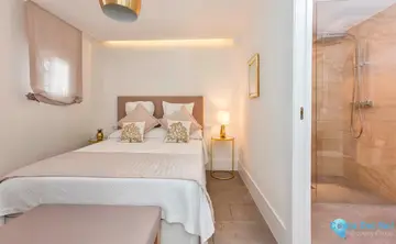 2 bedroom Apartment for Sale in The Golden Mile-82760