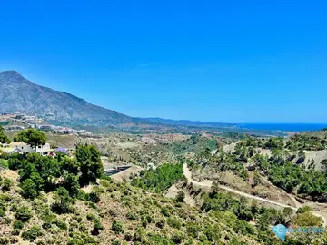 2657m2 Plot for Sale in El Madroñal-30209
