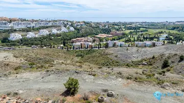2400m2 Plot for Sale in Benahavís-30214