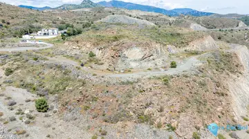 2400m2 Plot for Sale in Benahavís-30222