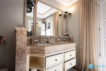 2 bedroom House for Sale in The Golden Mile-30247