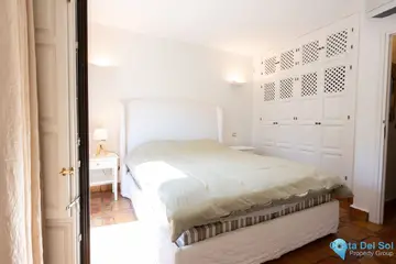 2 bedroom House for Sale in The Golden Mile-30242