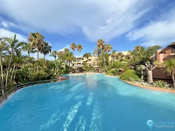 2 bedroom Apartment for Sale in The Golden Mile
