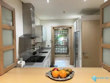 2 bedroom Apartment for Sale in The Golden Mile-30333
