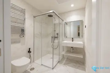 3 - 5 bedroom Apartment for Sale in New Golden Mile-30480