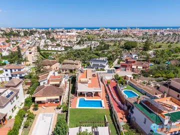 4 bedroom House for Sale in Sierrezuela-30674