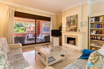 2 bedroom Apartment for Sale in Guadalmina Baja-101063