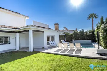 6 bedroom House for Sale in Benalmadena-30877