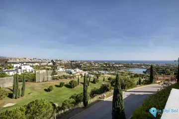 3 bedroom Apartment for Sale in New Golden Mile-30913