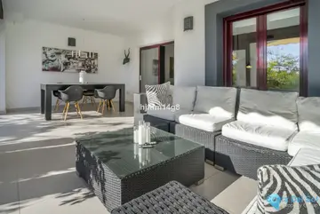 2 bedroom Apartment for Sale in San Pedro de Alcántara-101075