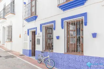 3 bedroom House for Sale in Marbella-31200