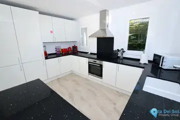 6 bedroom House for Sale in Benalmadena-31478