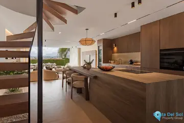 3 bedroom House for Sale in Nueva Andalucía-31572