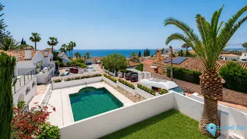 4 bedroom House for Sale in La Capellania