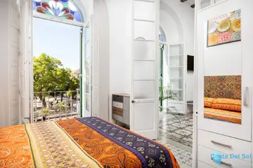 4 bedroom Apartment for Sale in Málaga Centro-31850