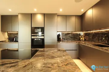 3 bedroom Apartment for Sale in Sierra Blanca-31869