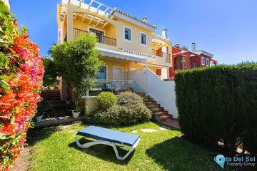 4 bedroom House for Sale in Costabella